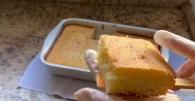 Bolo Quadradinho de Coco Gelado