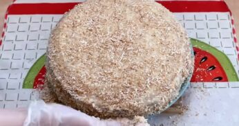 Bolo de Coco Molhadinho e Fofo