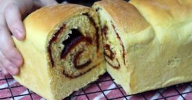 Pão de Fubá com Goiabada