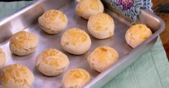 Pão de Queijo Mineiro | Receita Tradicional