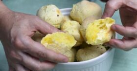 Pão de Queijo Vegano Fácil e Delicioso