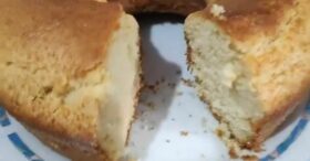 Bolo de Baunilha Simples e Fofinho