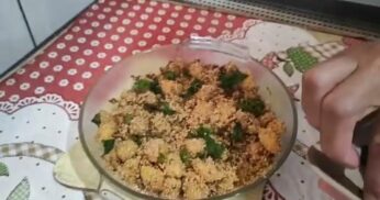 Farofa de Banana da Terra com Carne Moída