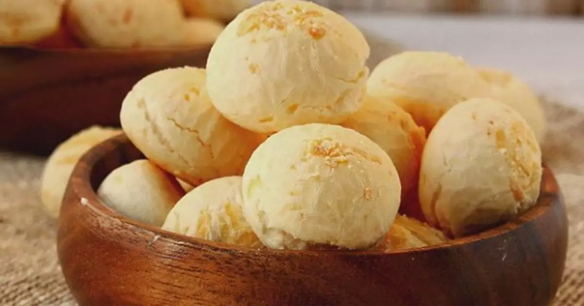 PÃO DE QUEIJO FÁCIL: SÓ 3 INGREDIENTES E SEM COMPLICAÇÃO!