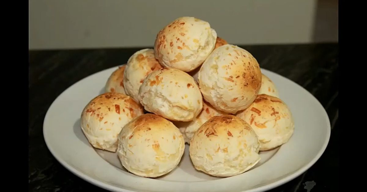 Pão de Queijo com 3 ingredientes