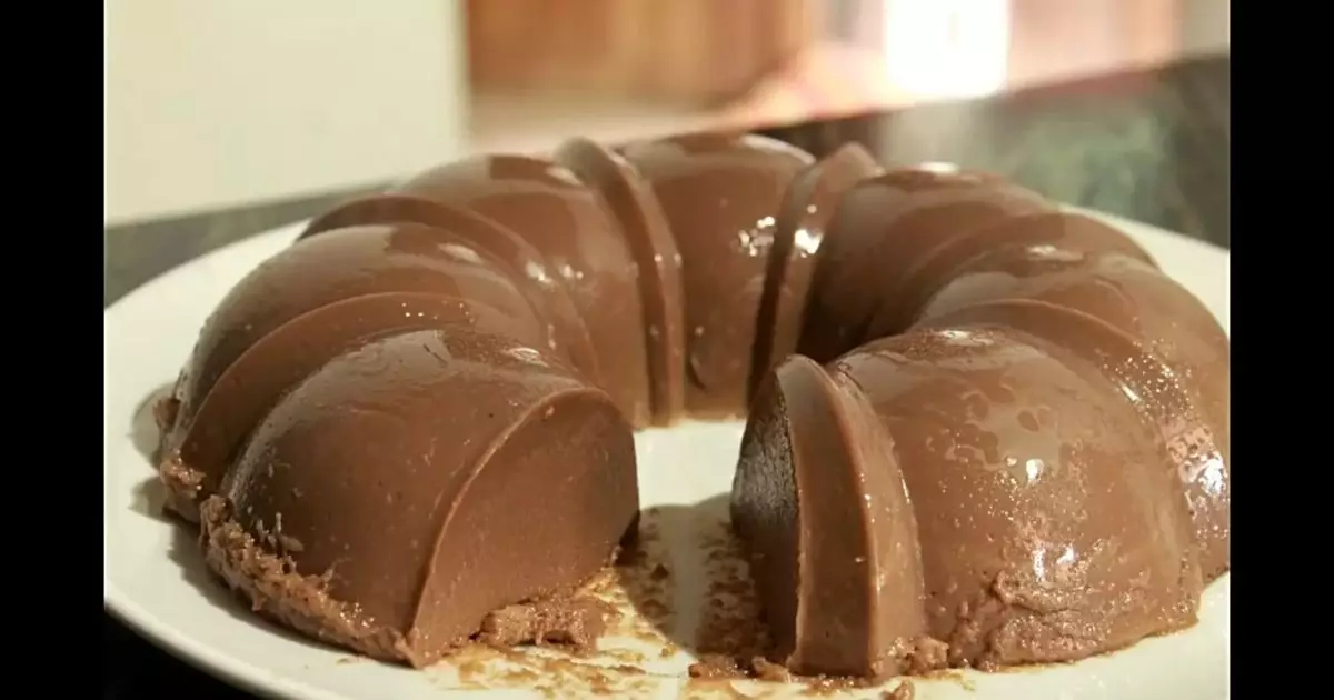 Pudim de Chocolate que Não Vai ao Forno