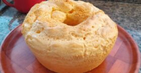 Bolo de Polvilho Fácil para O Café da Manhã Que Vai Te Surpreender
