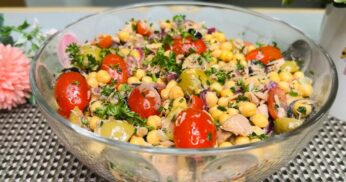 Salada de Grão-de-Bico com Atum