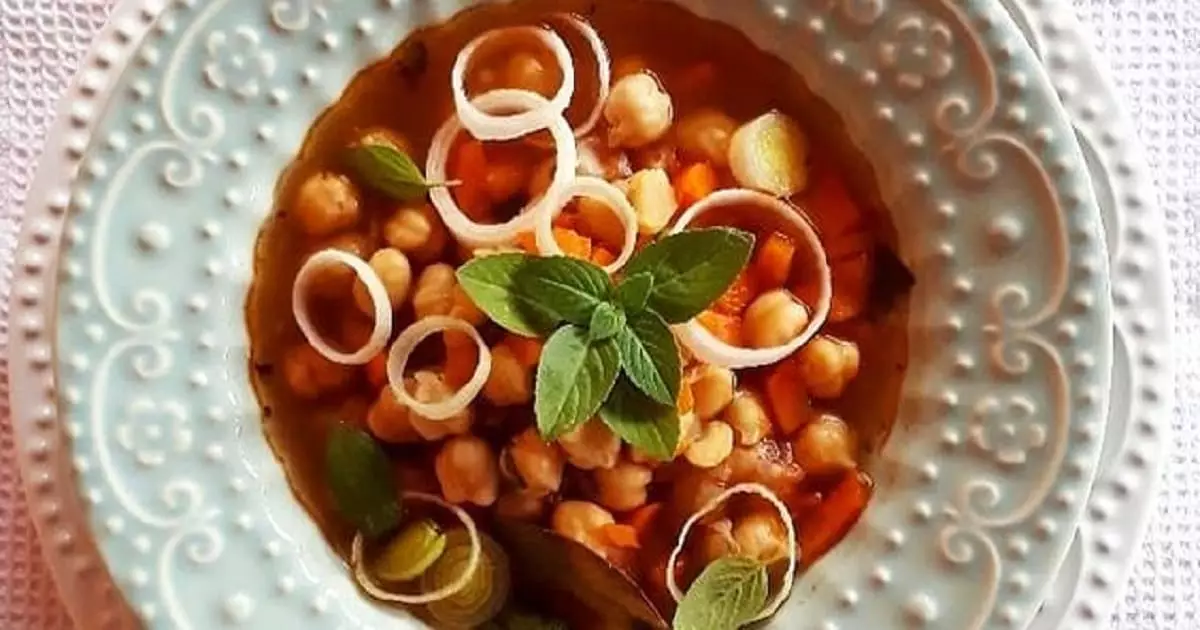 como fazer sopa de grão de bico